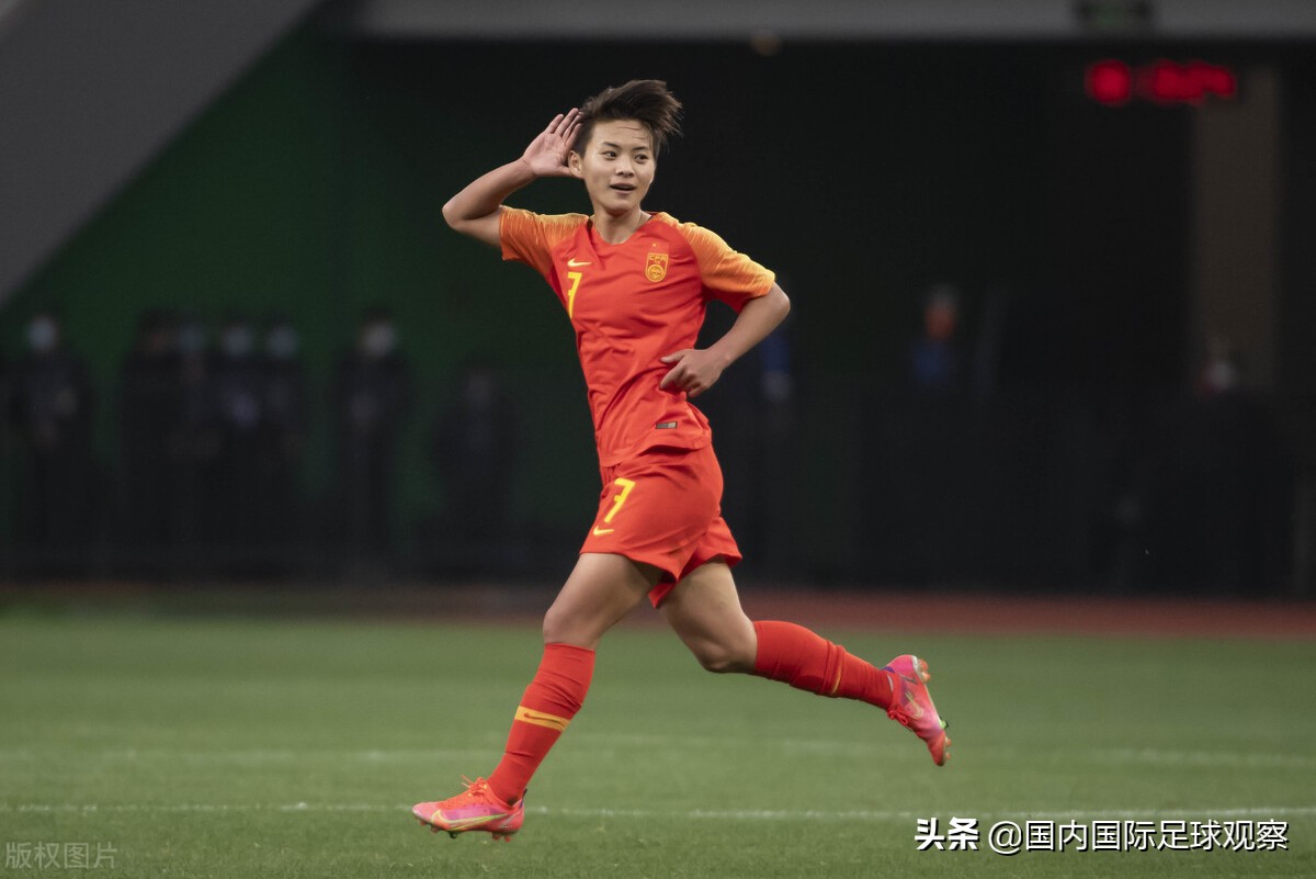 亚洲杯决赛！绝杀！中国女足3比2逆转韩国队！中国队夺冠