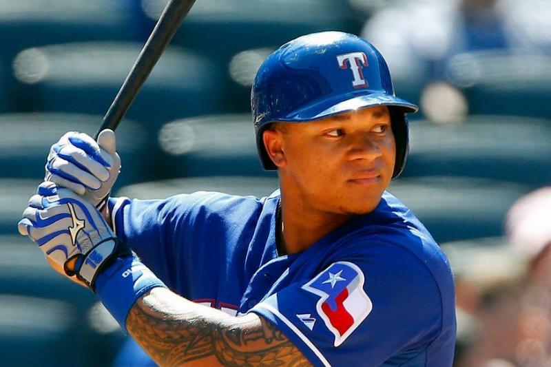 运动员用他们的第一笔大薪水买了什么?