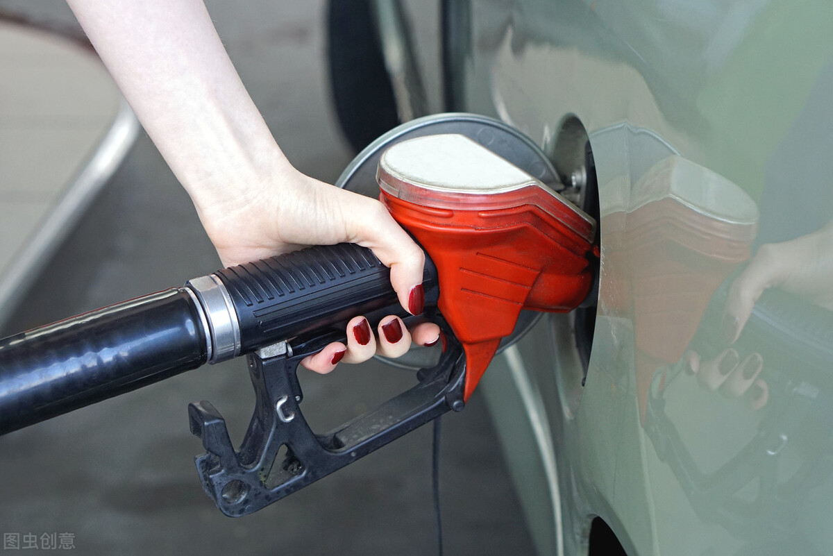 今日油价｜2021年12月10日最新油价，92,95汽油与0号柴油价格
