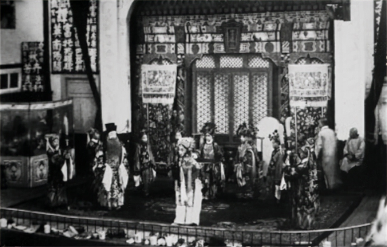 一代宗师霍元甲，42岁病逝后，其子孙后代现状如何？