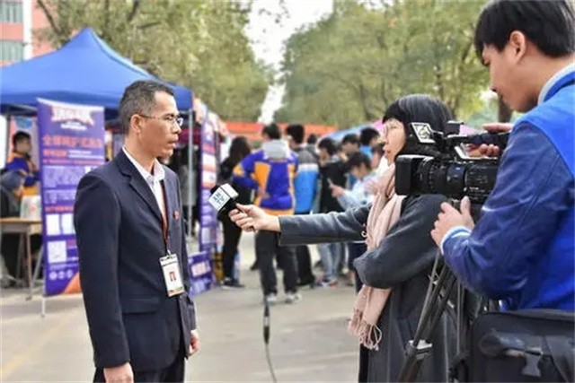 职校生实习现状：宁在格子间免费干活，也不愿在一线“打磨”