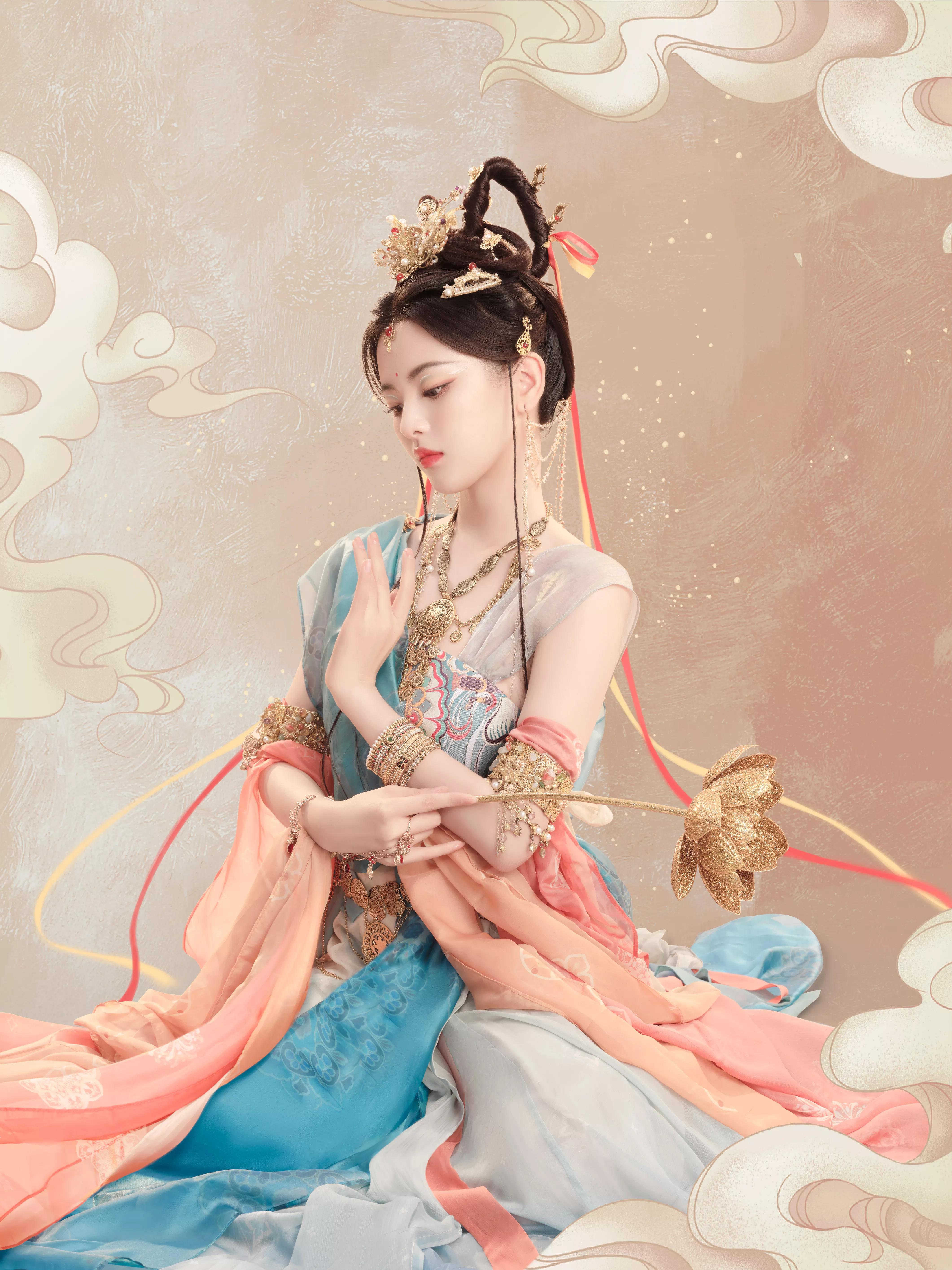 杨超越飞天造型,衣袂飘飘,亦真亦幻,仙气十足