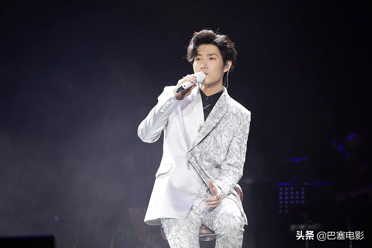 看30年央视青歌赛风云，有人英年早逝，有人再攀高峰，命运各不同