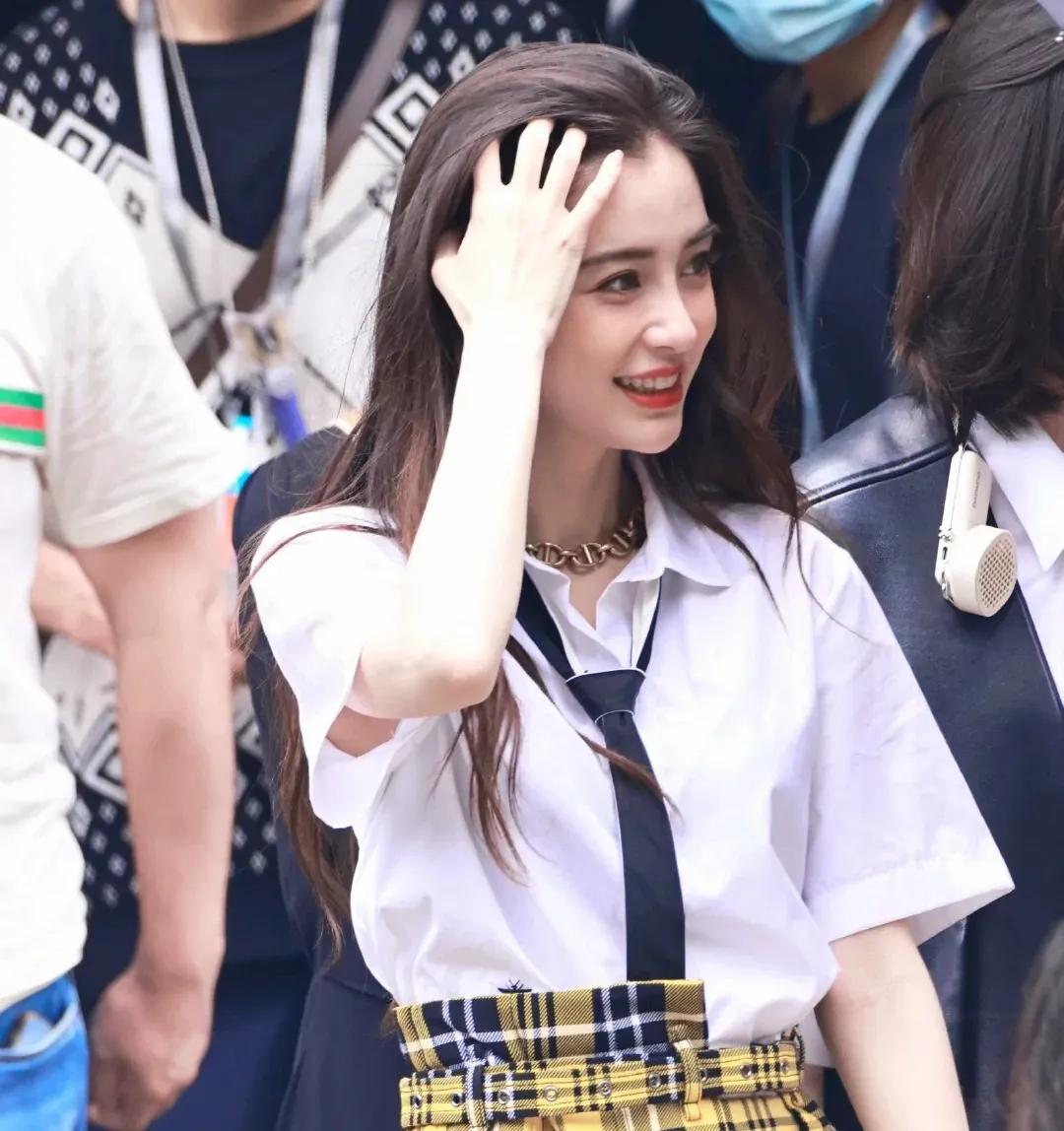 娱乐八卦 河北形象大使赵丽颖闷声干大事 热巴嘉伦 杨紫 范丞丞 龚俊