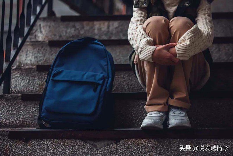 高中生校园寝室冷暴力，住校生难迈的坎！家长心中难以忍受的痛