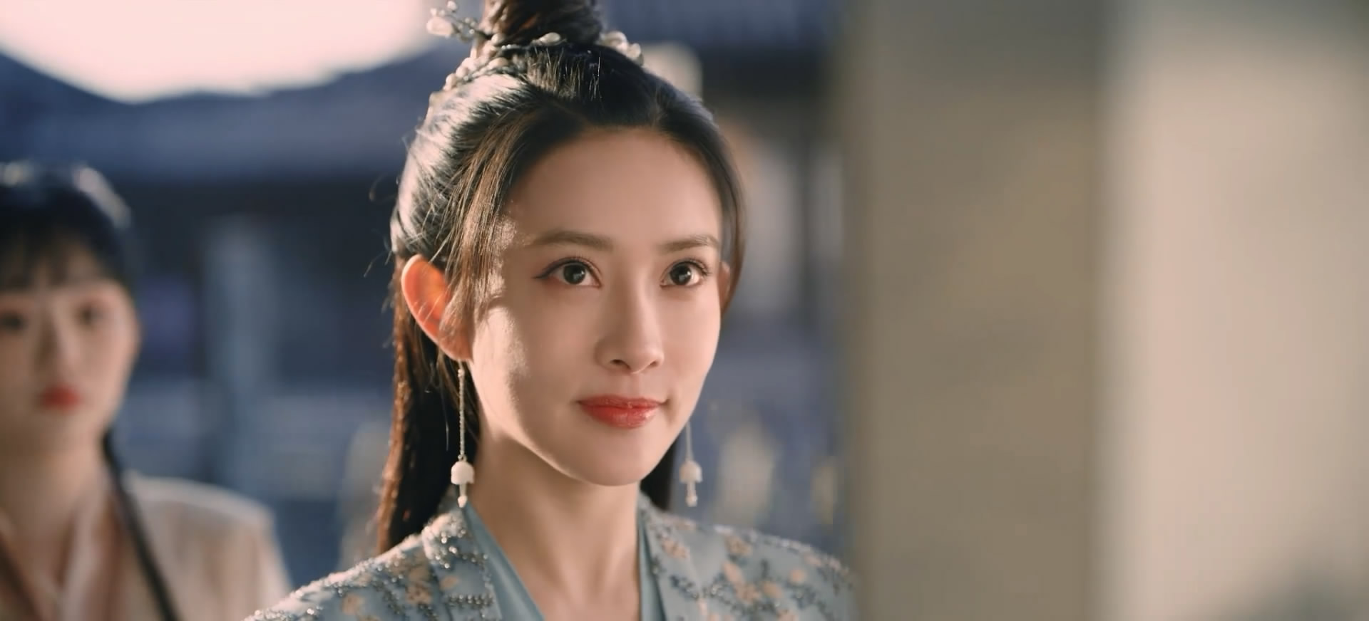 与TVB版《说英雄谁是英雄》相比，杨超越这一版真算上不上魔改