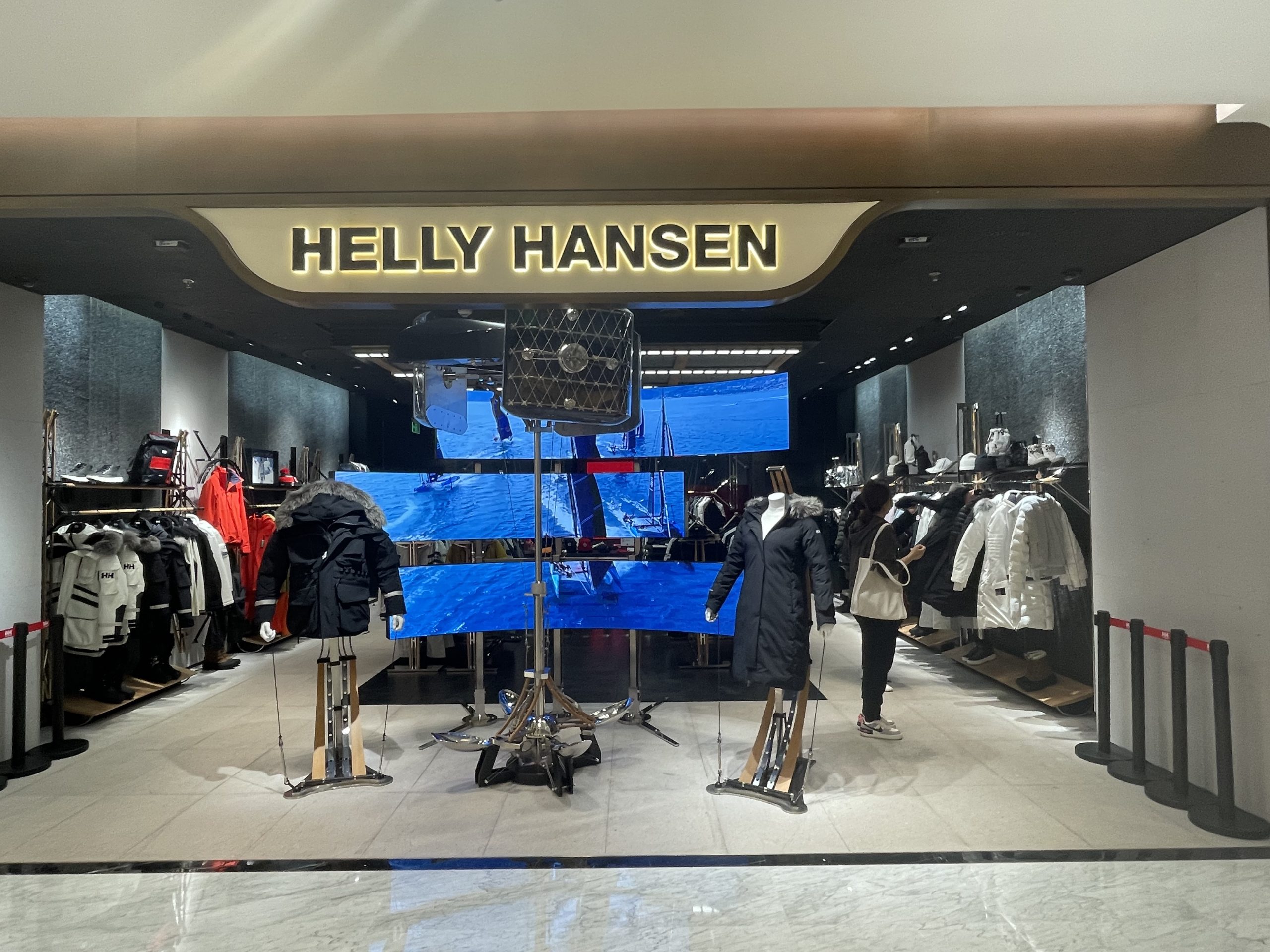 华丽探店｜北京SKP五层大升级，从中我们发现了两个热门趋势