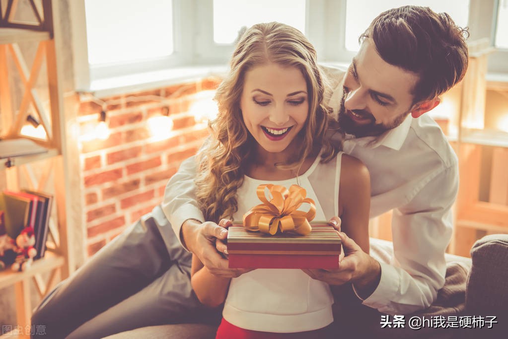 独立女性的爱情观：既能深情投入，也能独自精彩