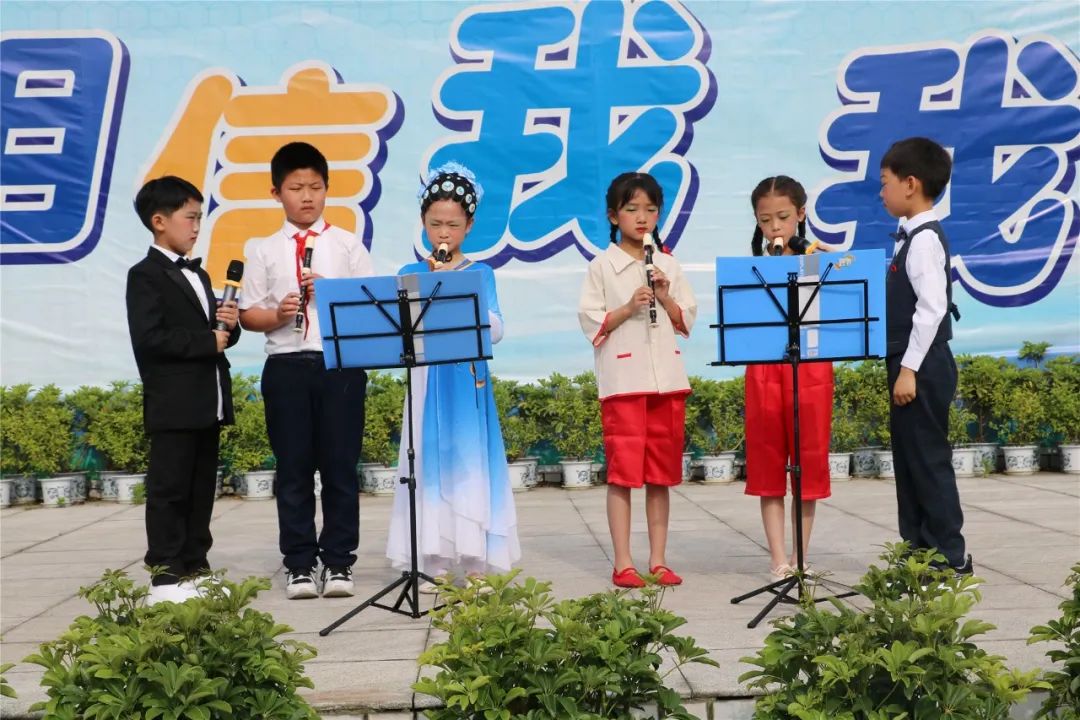 从心起步 健康成长｜实验小学外国语学校举行心理健康主题升旗仪式