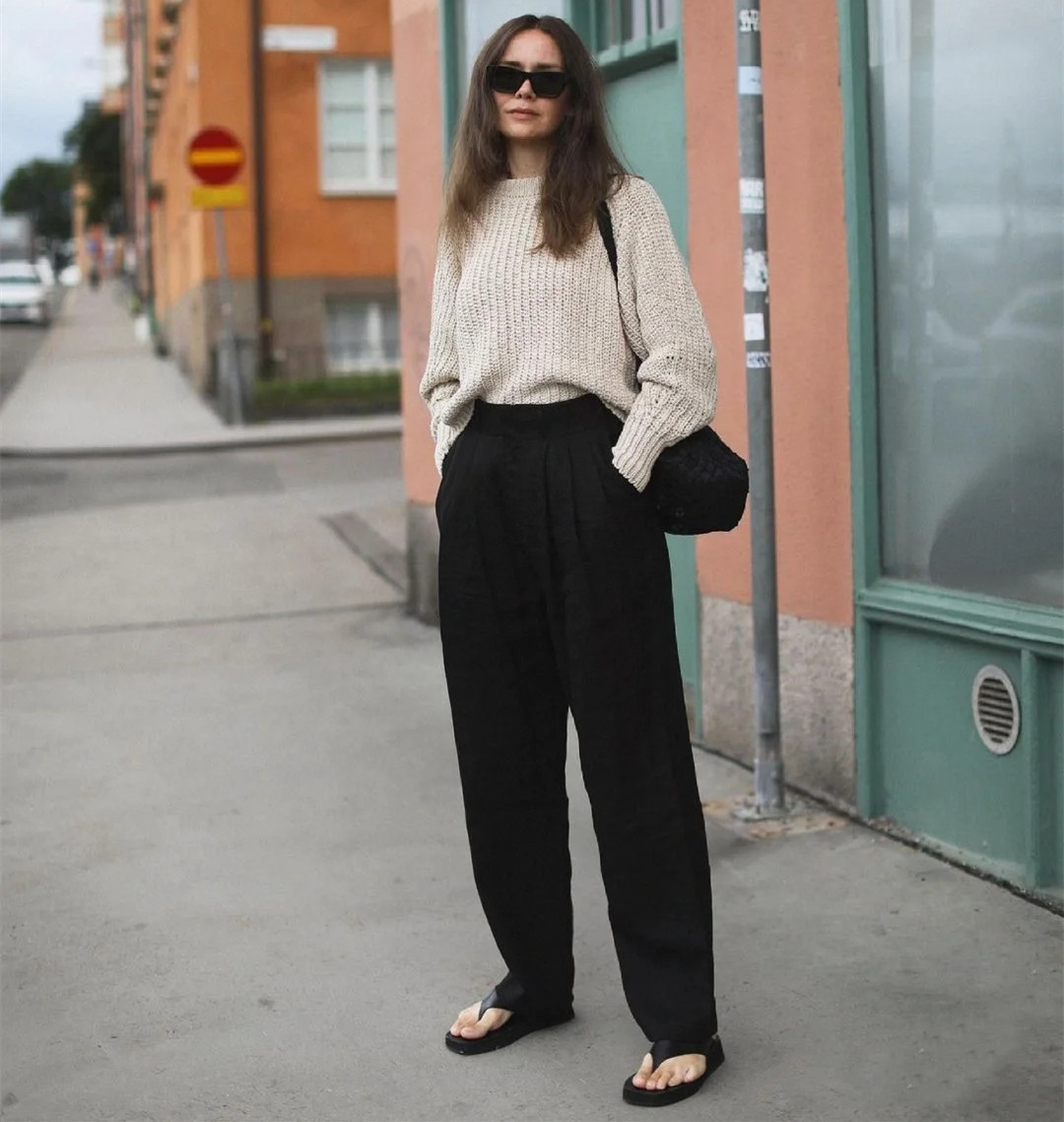 普通毛衣该收了，今年流行穿“奶奶毛衣”，优雅复古，谁穿谁美