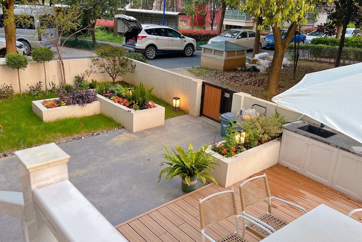 花园门选得好(买了一楼带院子的房子,都说不好,打造成花园后,邻居们都