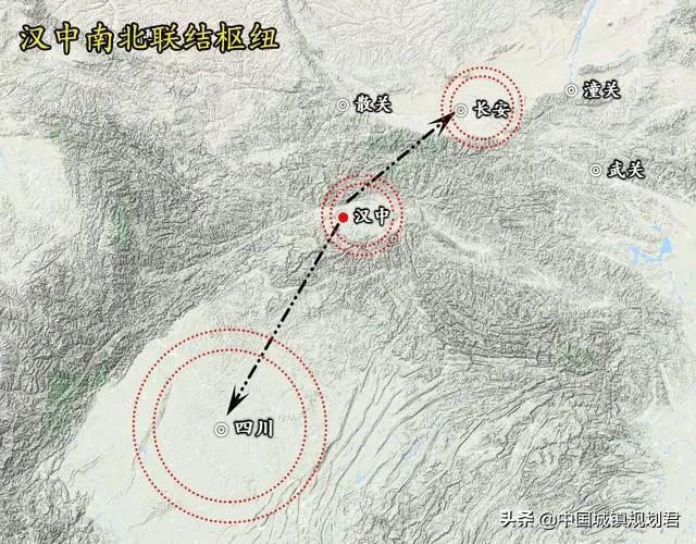 我国是世界上地理区位最好的国家，全因四川盆地这样的风水宝地