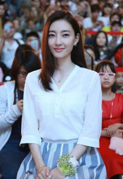 姓完颜的明星有哪些姓完颜的人怎么称呼