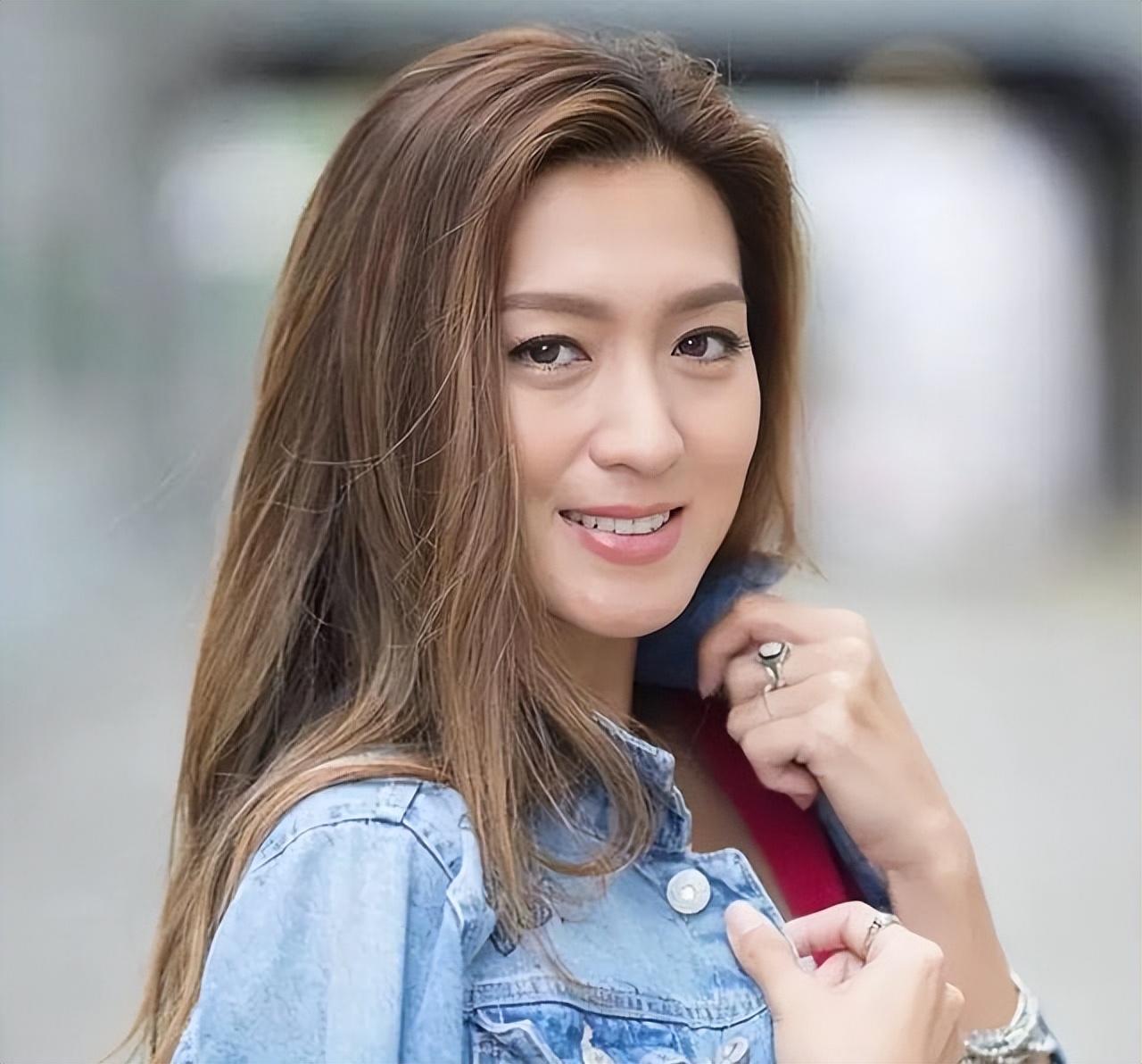 tvb经典绿叶姚嘉妮:二十年配角生涯,只因热爱所以坚持