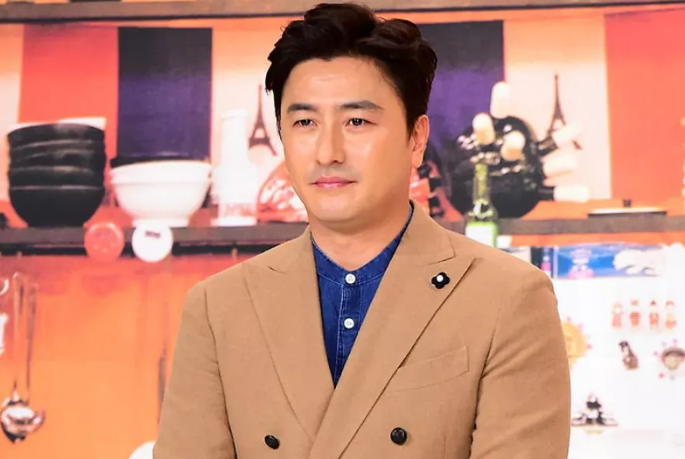 韩国是如何打进世界杯（脸都不要了！回顾世界杯黑历史，靠黑哨晋级的韩国队）