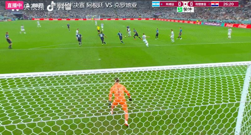 世界杯-梅西点射创历史+一条龙助攻 小蜘蛛两球 阿根廷3-0进决赛
