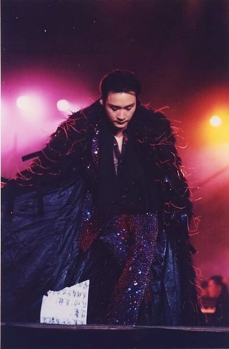 张国荣死亡时间 央视16字评价张国荣-千百号