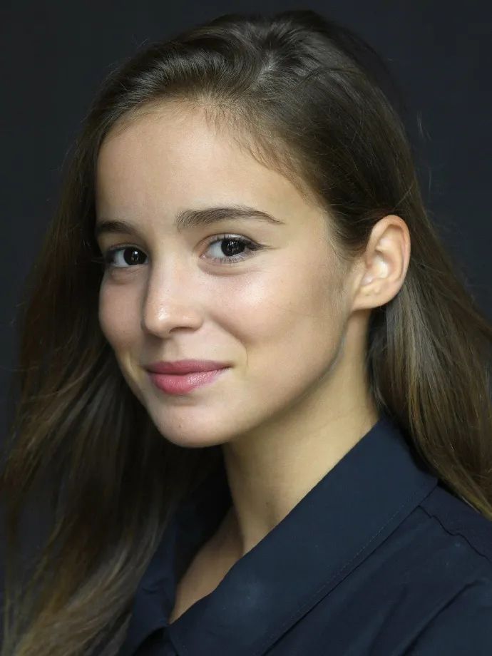 克里斯·埃文斯公开恋情,新女友是25岁演员,两人已交往一年