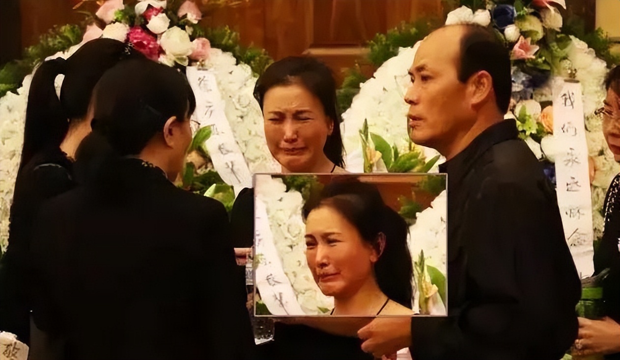 "季洁"王茜:帮亡夫完成遗愿,丈夫去世8年仍未嫁