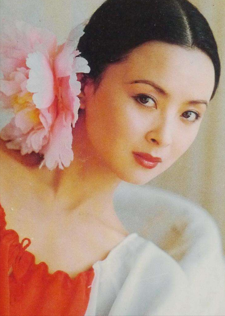 活在记忆中的8位女星，有母亲专业户，也有舞蹈家，最大100岁