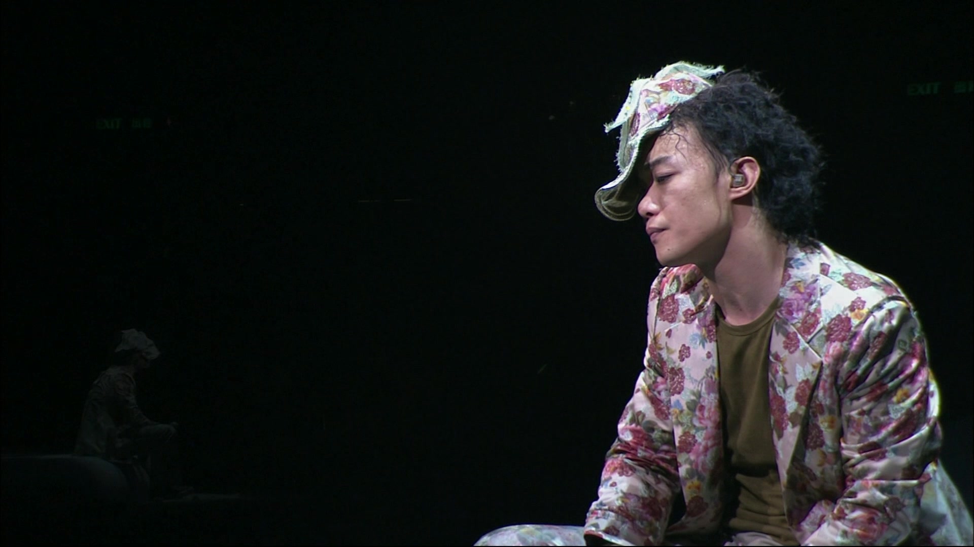 "爱而不得时 再爱就不礼貌了" 陈奕迅《k歌之王》(粤)鉴赏