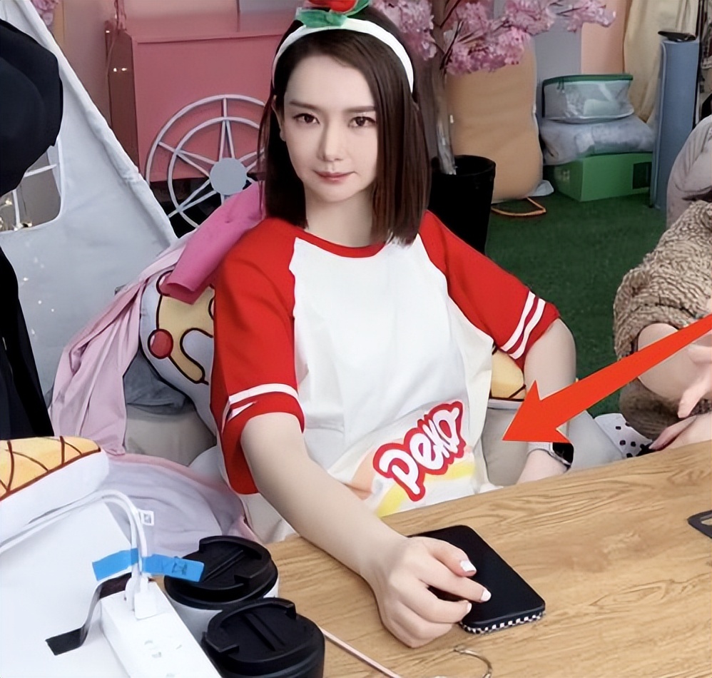 戚薇自曝怀二胎没有孕反不适，大方透露二宝不论男女都跟自己姓