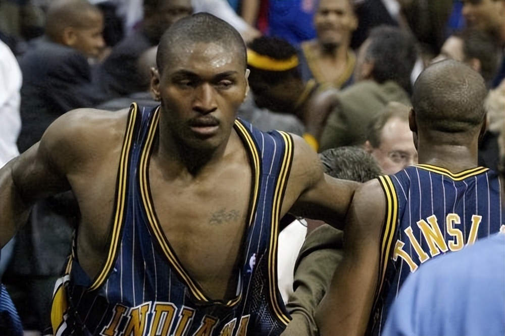 nba球衣为什么都因姓氏（美媒吐槽阿布都沙拉木名字，比字母哥还难拼！盘点NBA奇特名字）