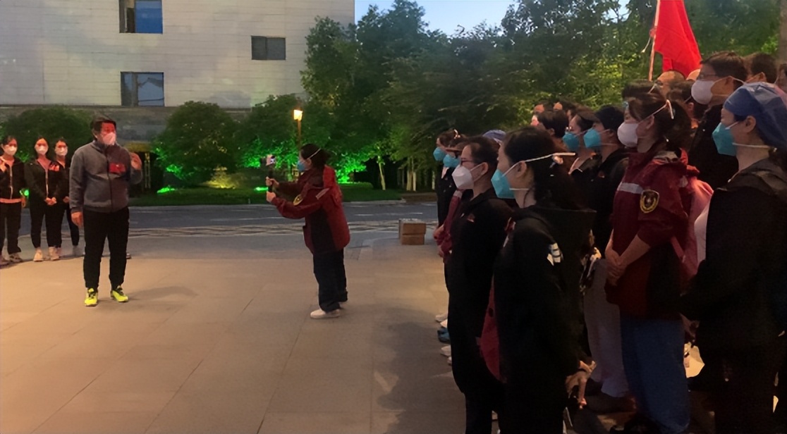 吉林归来再战万年！江西省人民医院30名援吉勇士星夜驰援万年