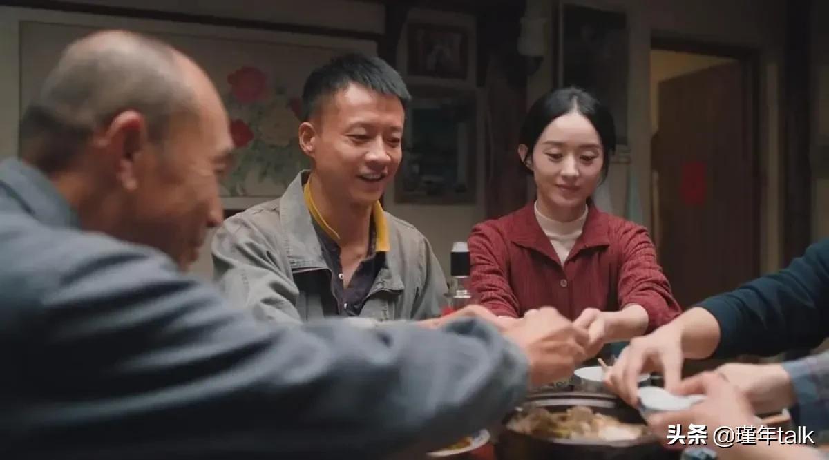 《幸福到万家》颖宝新剧未播先火，媒体口碑爆炸赵丽颖的转型之作