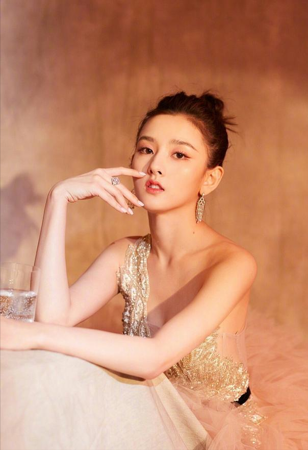 又纯又飒——宋祖儿