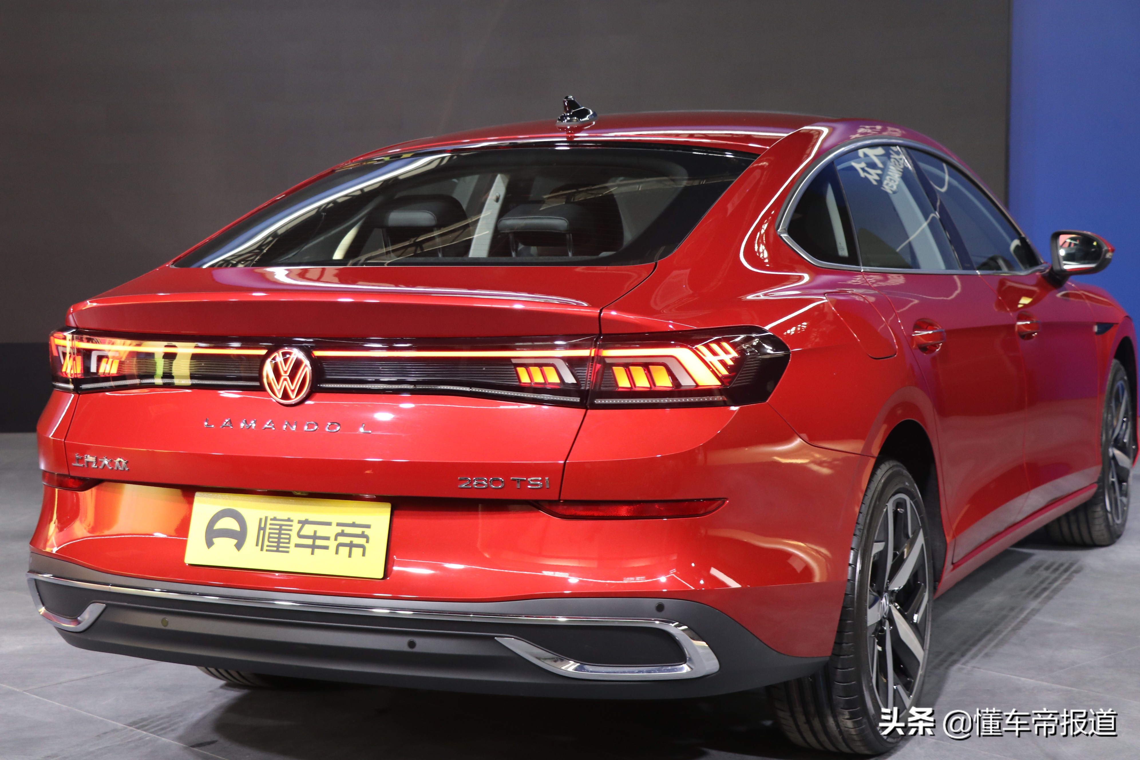 新车｜无框车门、掀背设计，一代凌渡L静态体验