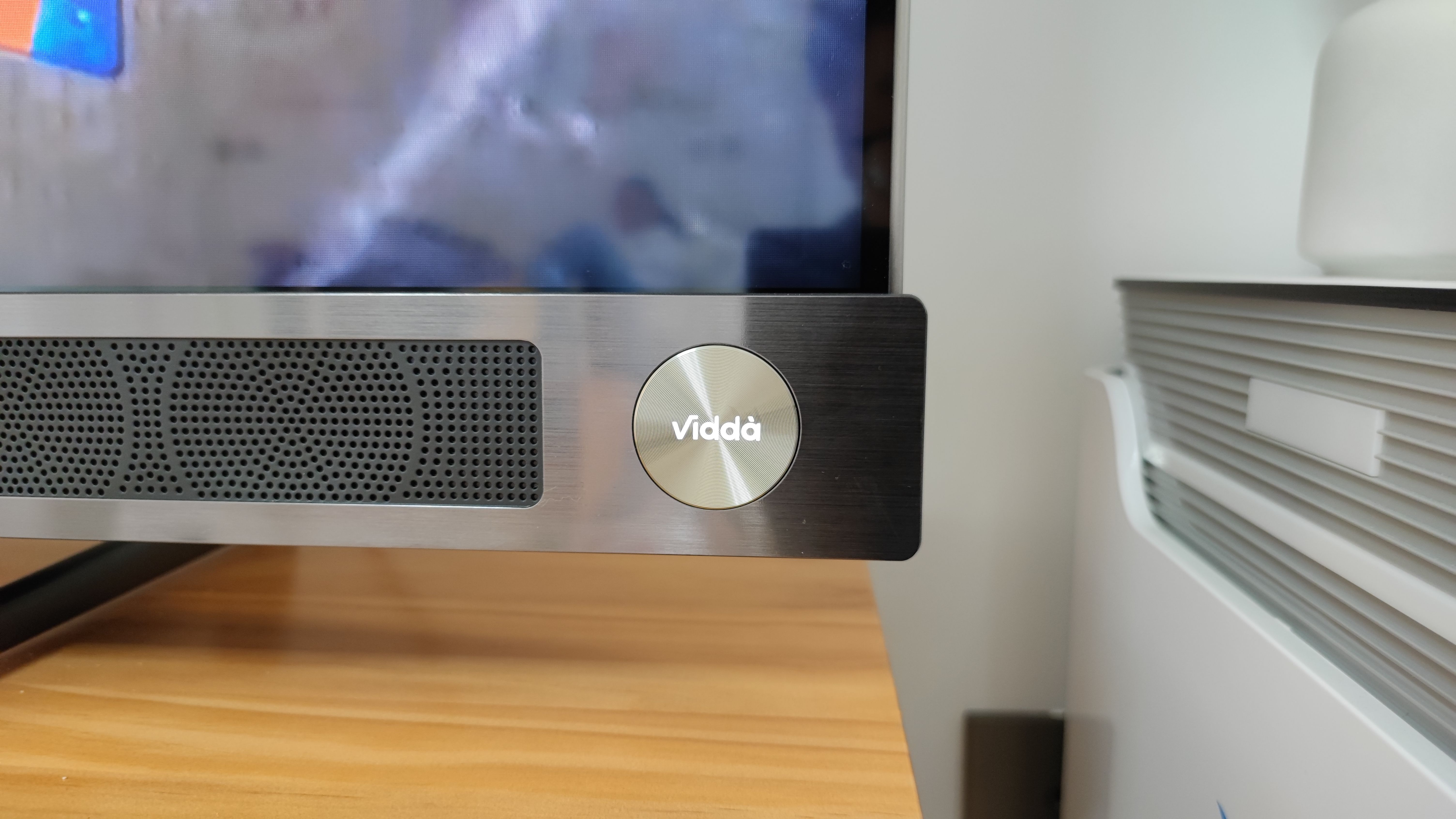 万元内音质天花板，年轻人必备娱乐神器，Vidda音乐电视2 V5G测评