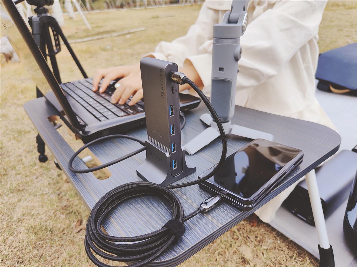 AENZR十二合一扩展坞开箱实测，办公生产力直线飙升