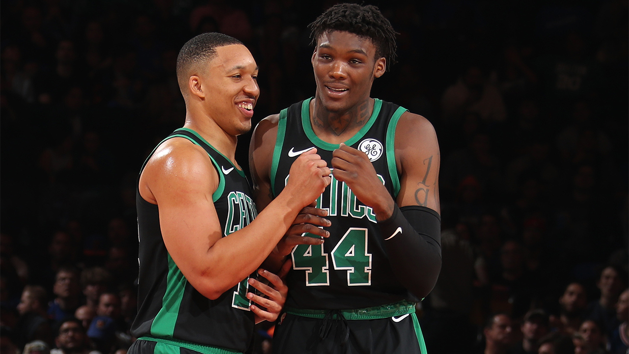 打疯了抢七大战格威命中7记三分（要价1500万年薪，续约暂停！7记三分射崩雄鹿，他会离开绿军吗？）