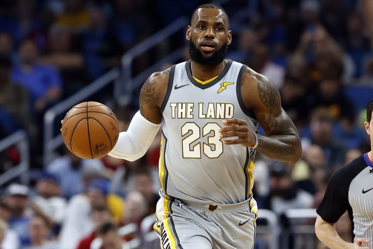 小前鋒怎么打（打1到5號位有多難？翻遍NBA現役所有人 也就3人能做到）