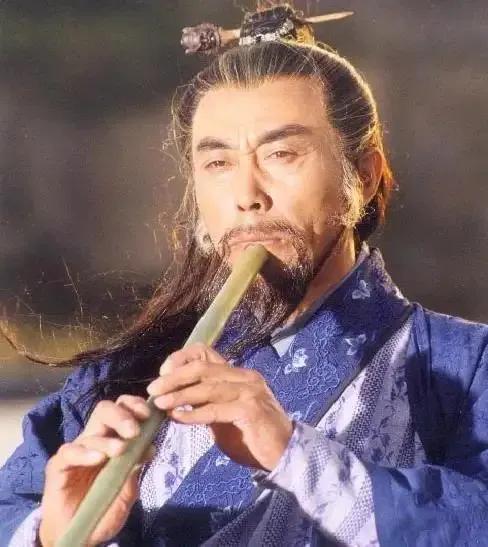 同样是演“黄药师”，把曾江和其余4位放在一块，差距就出来了