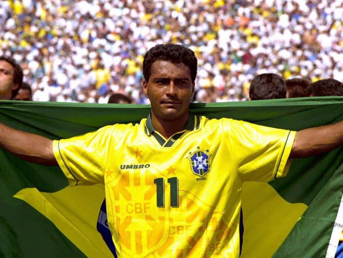 巴西队历届队长(巨星遍地走：巴西足球历史最佳阵容，恐怖的足球王国)