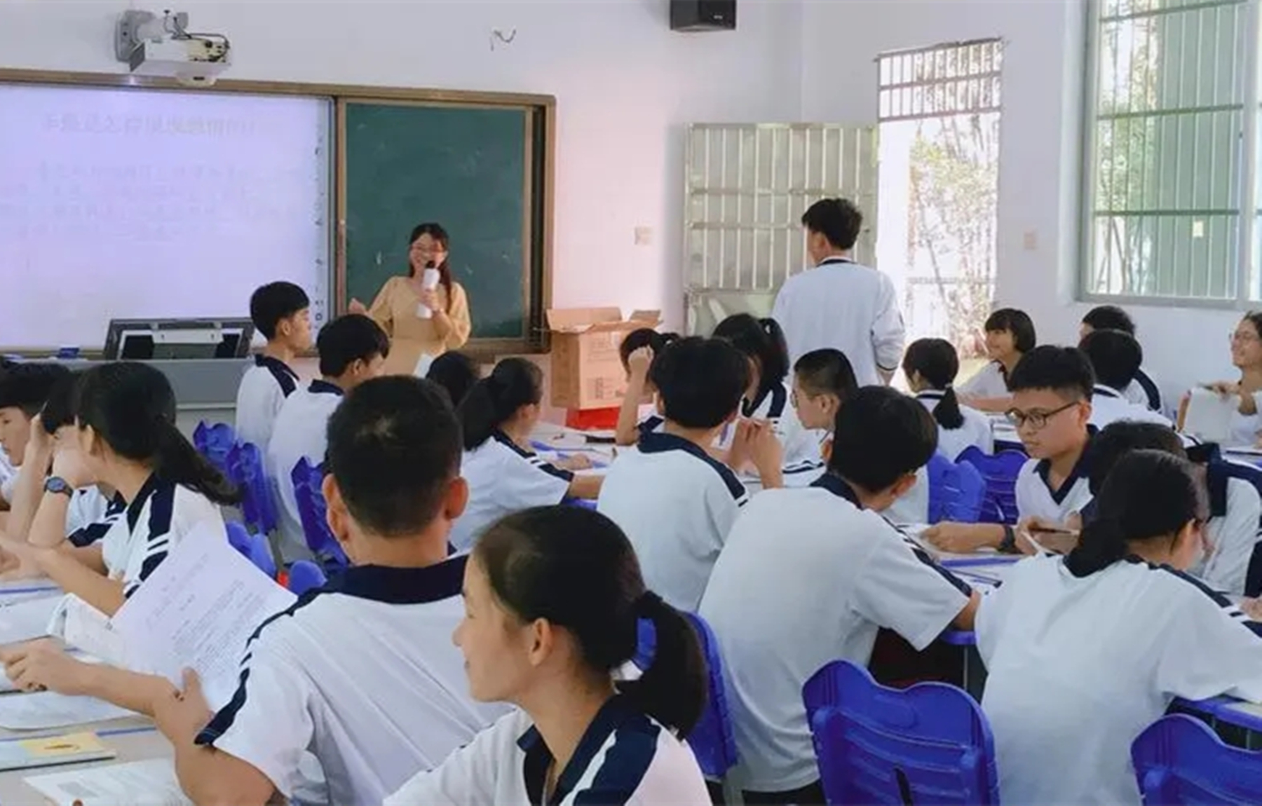 2010年高考成绩703分的李泰伯，被11所美国大学拒收后，结局如何