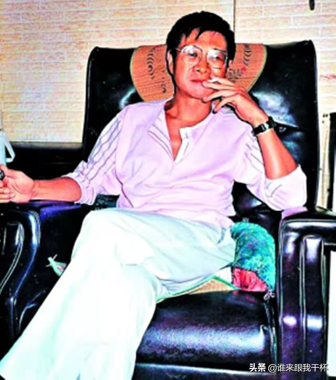 香江三大才子最后一次同框，齐聚三藩市倪匡家中，黄霑至死是少年