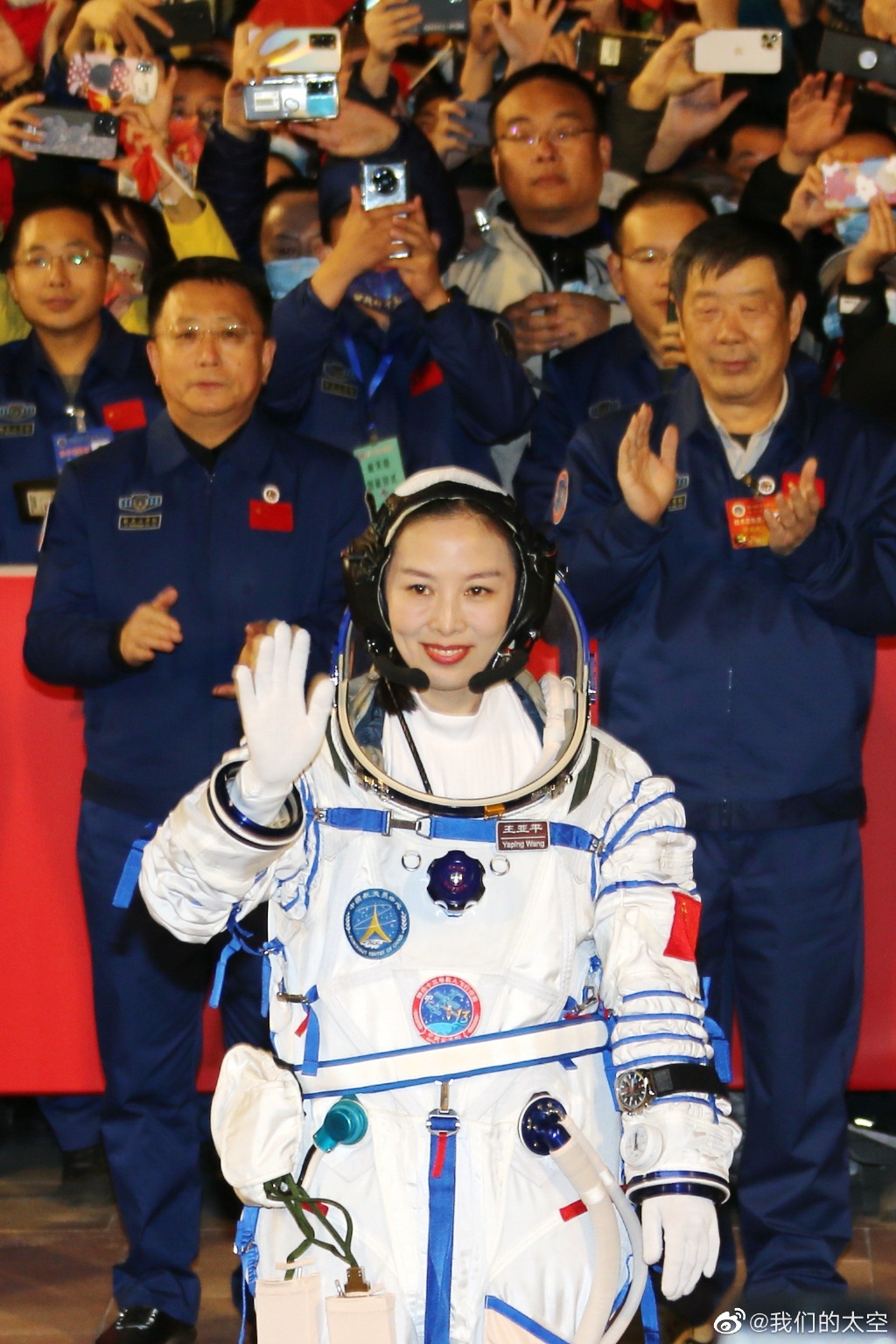 震撼！100张照片带你回顾2021，疫情第二年，这些事永远难忘...…