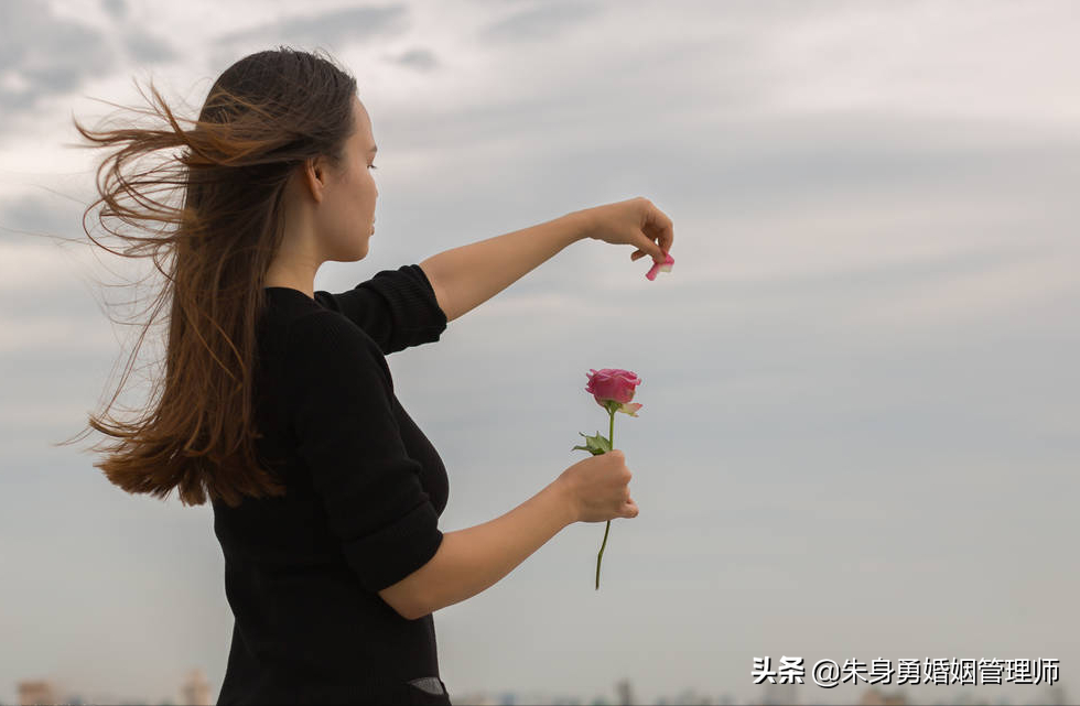 女人出轨后，为什么会那么焦虑？教你两招，挽救婚姻