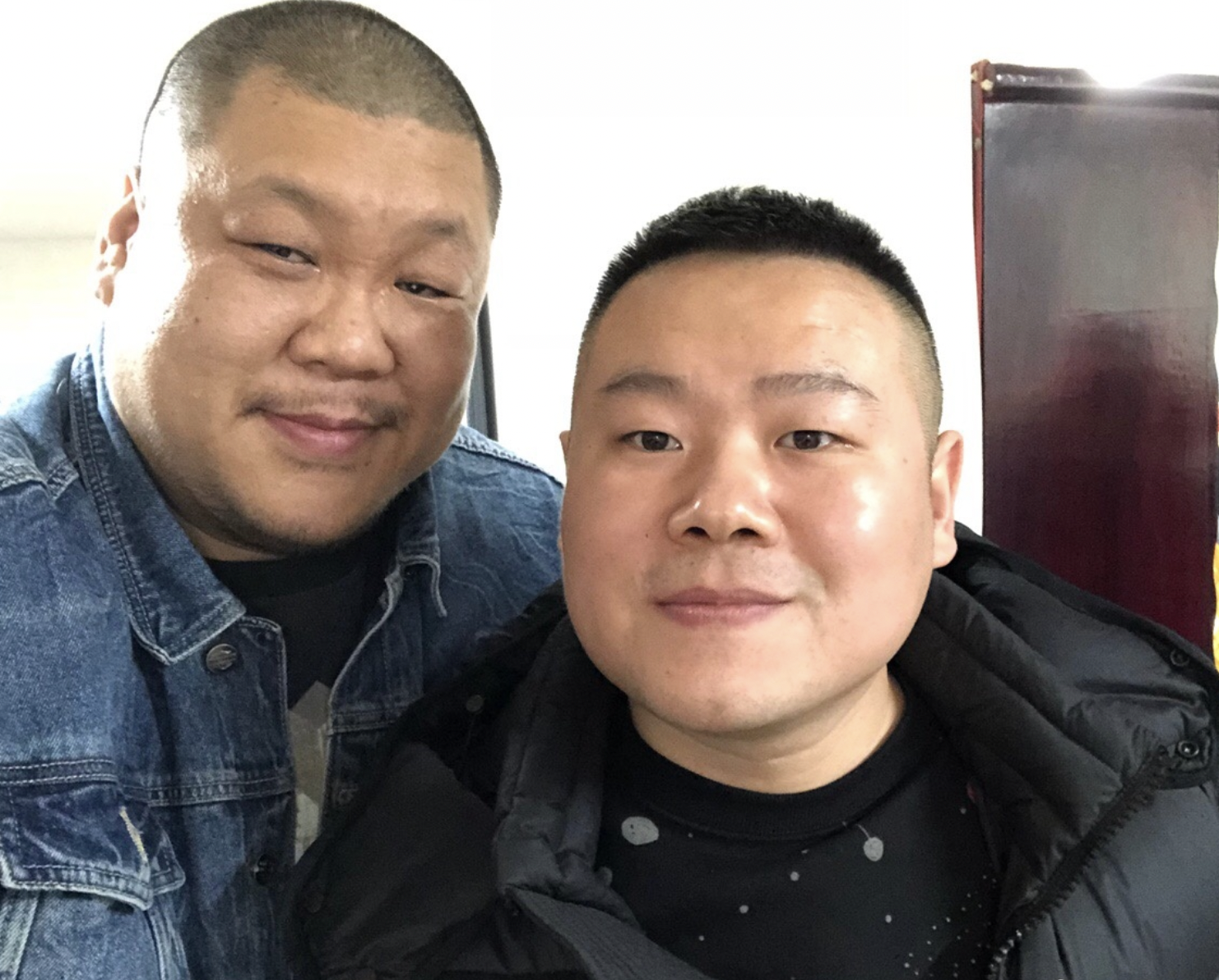 外太空的莫扎特：配角马元爸背景雄厚，和刘德华搭档，跟成龙喝酒