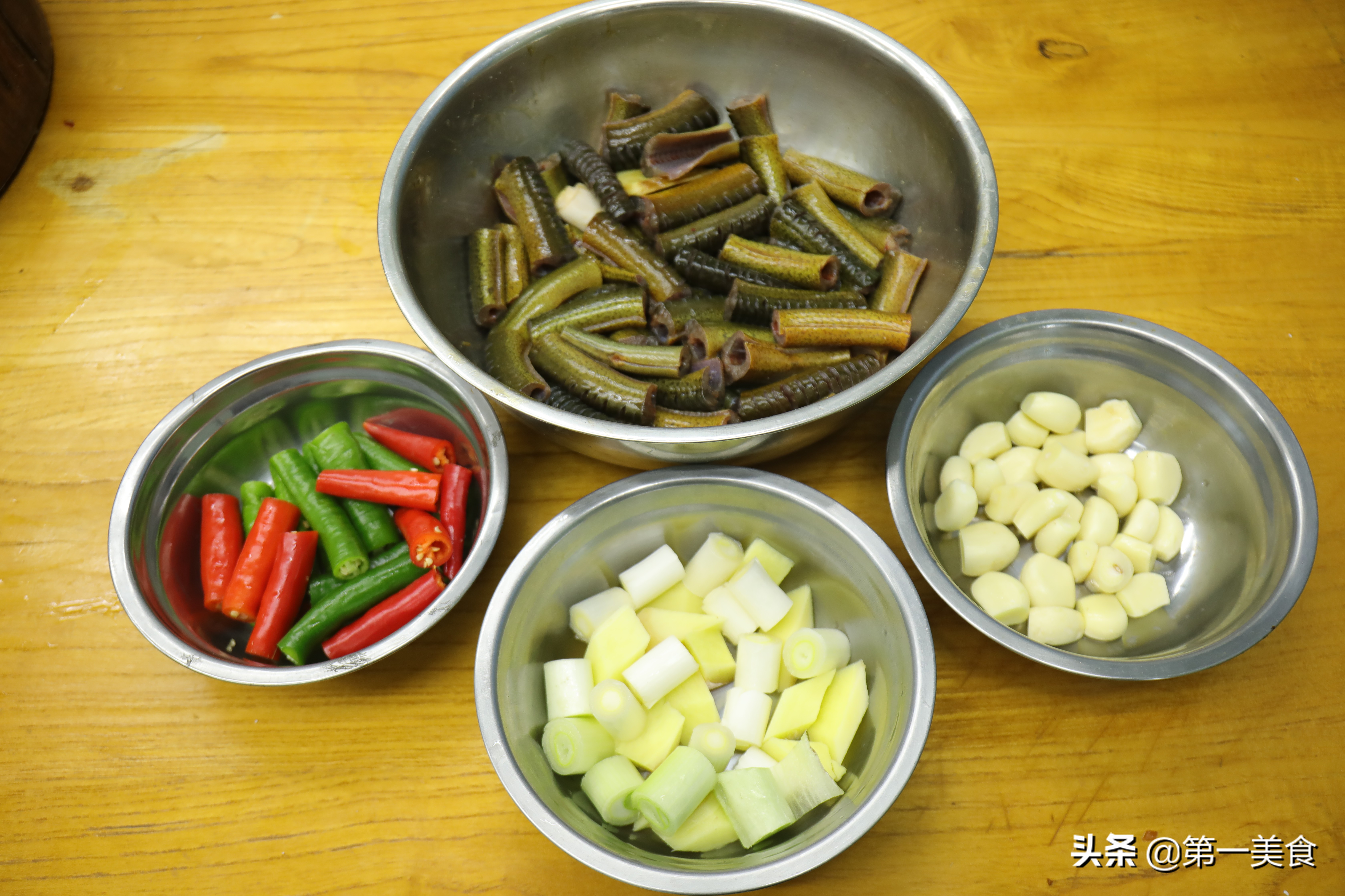 图片[14]-在中国4年 老外不敢品尝的5种美食 臭豆腐都是小意思-起舞食谱网