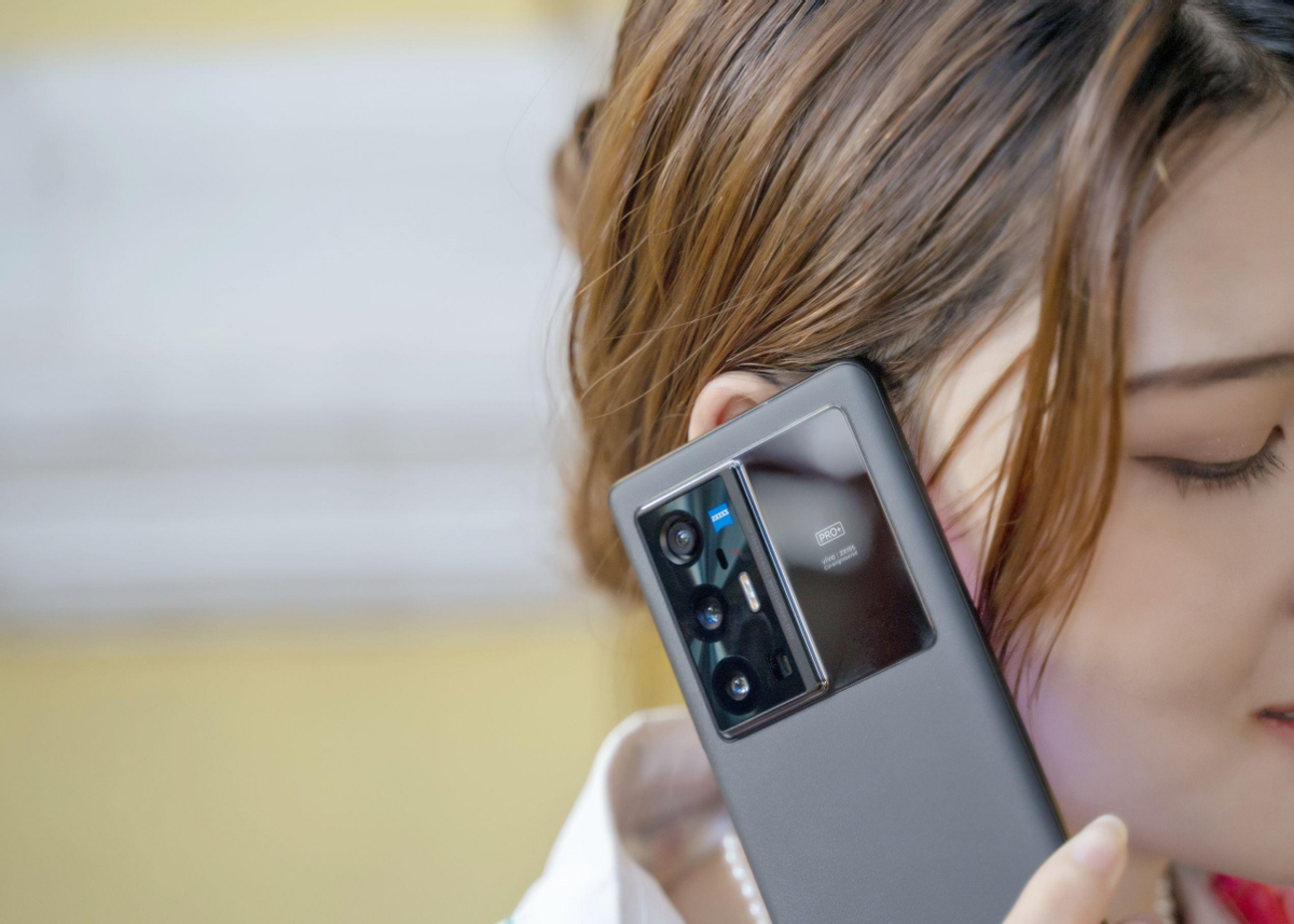 潮流外觀+輕妙手感，雙12適合女孩子入手的4款手機，你最愛哪款？