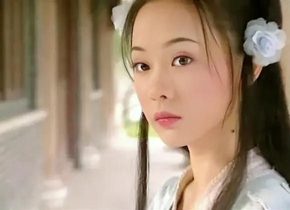 清纯小白兔+暗黑霸王花，又甜又盐坏起来带感的女演员盘点