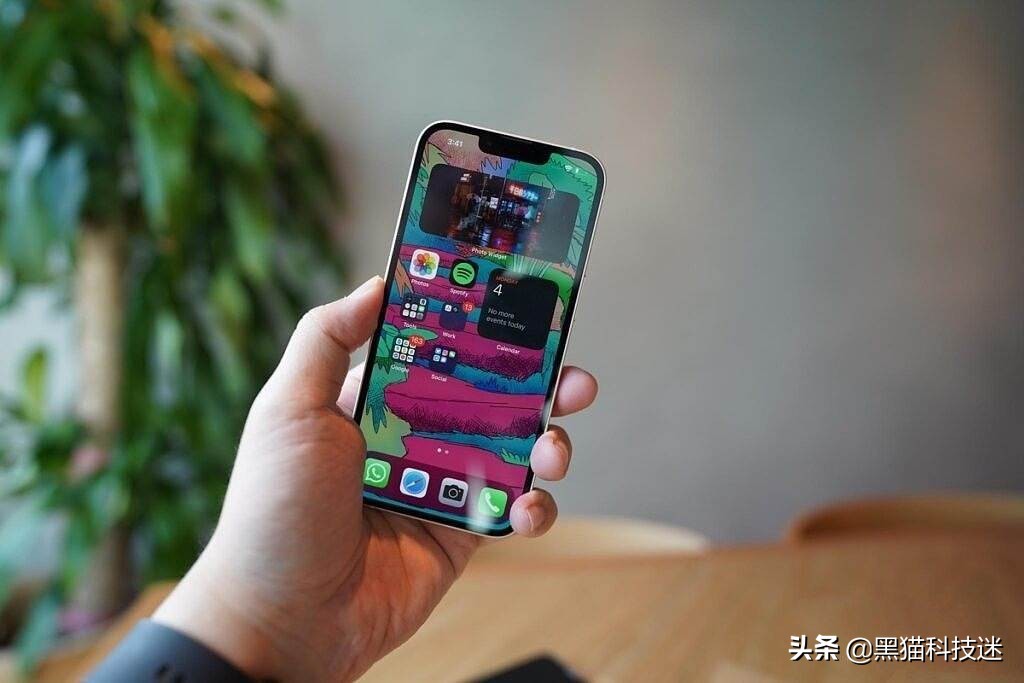 iPhone  X对比iPhone  13：4年时间改变了什么？