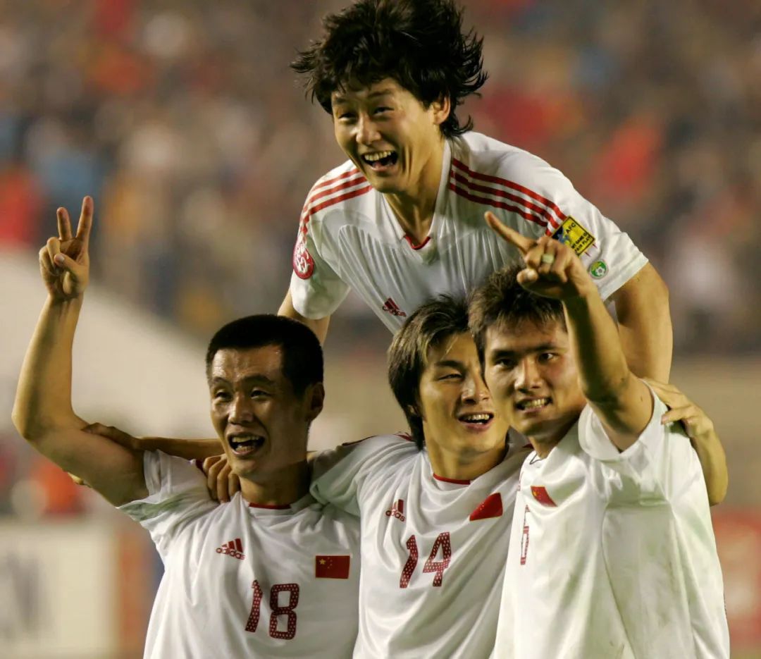 智利世界排名足球（澳大利亚脱洋入亚的成功，给中国足球带来什么启示？）