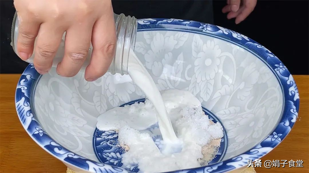 发糕制作教程（10步教你制作好吃的发糕）