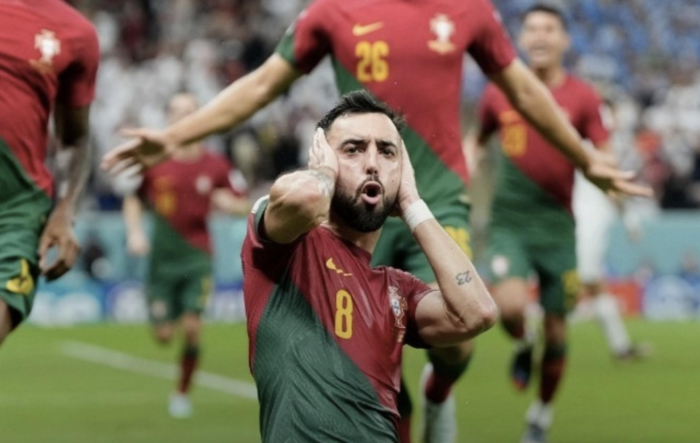 葡萄牙2-0乌拉圭，C罗憾失世界杯第9球，赛后表示额头碰到了球