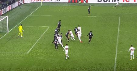 意甲-AC米兰6分钟丢两球2-2罗马 亚伯拉罕第93分钟绝平